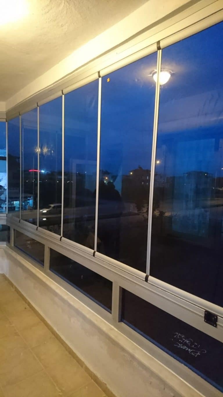 füme cam balkon 2